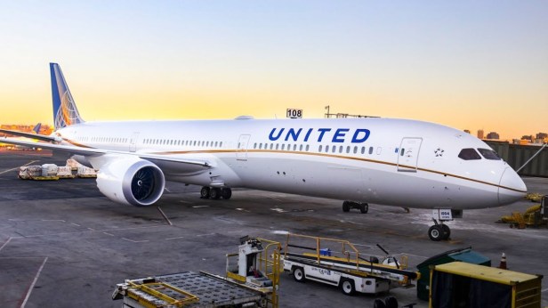 United Boeing 787
